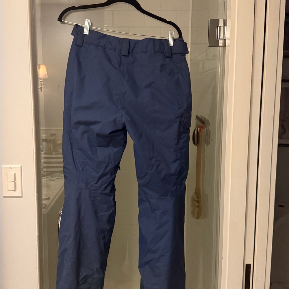 NEW MARKDOWN! North Face women’s snow pants ski pants snowpants skipants ski bib - Picture 9 of 9